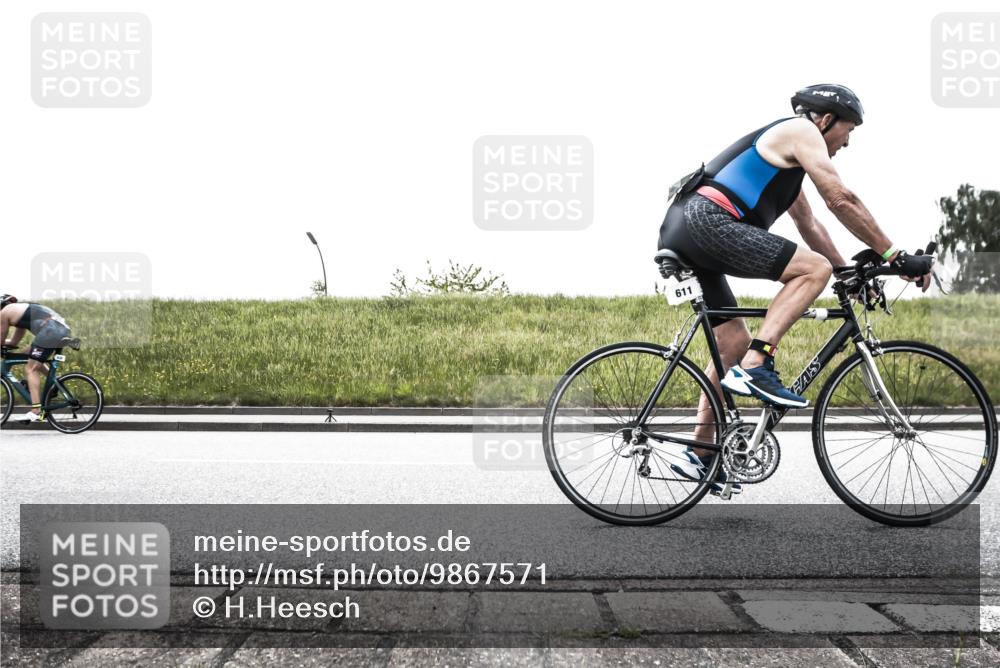 21.06.2026 - 29. Vierlanden-Triathlon H.Heesch http://msf.ph/oto/9867571 21.06.2026 10:35:18 Radfahren 220, 257, 271, 430, 611 meine-sportfotos.de
