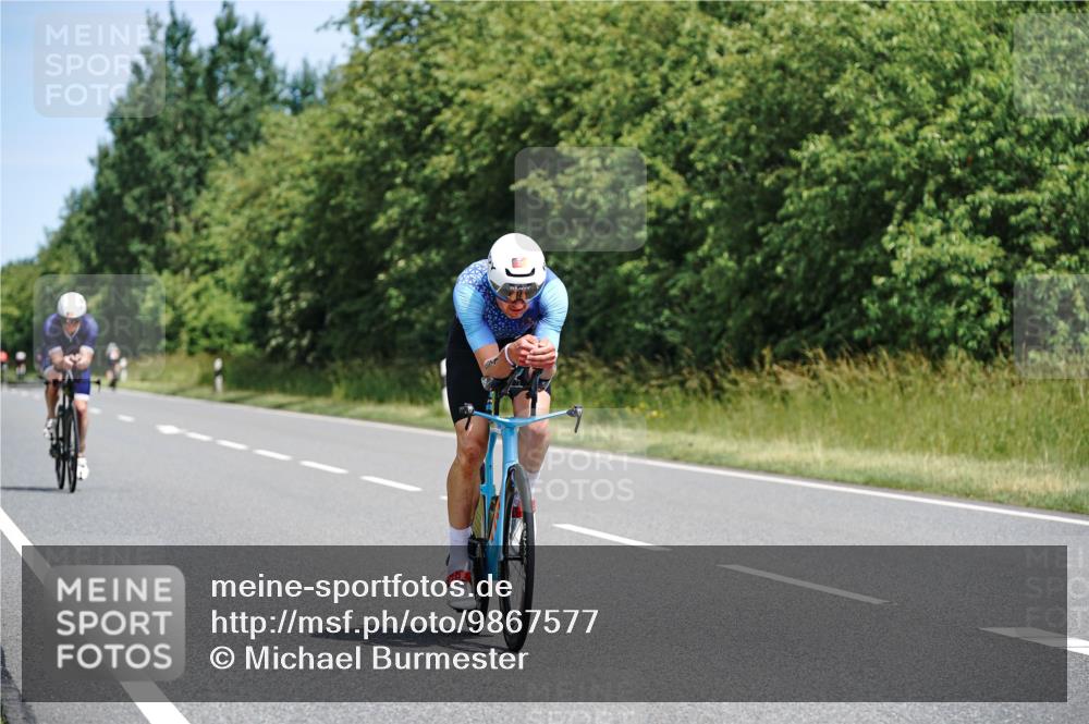 21.06.2026 - Viking Triathlon Michael Burmester http://msf.ph/oto/9867577 21.06.2026 12:18:57 Radfahren 31, 52, 170, 217, 233, 323, 325, 371, 452, 496, 516, 517 meine-sportfotos.de