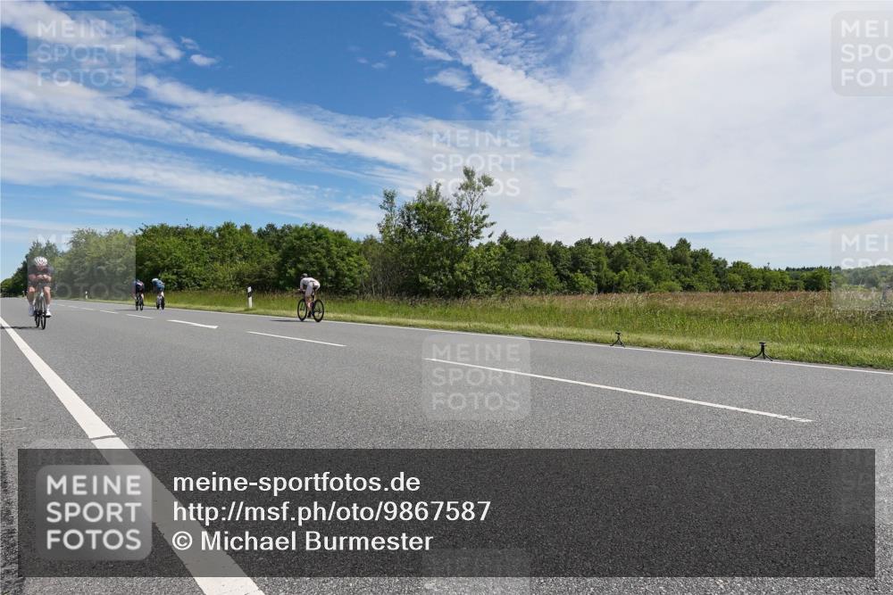 21.06.2026 - Viking Triathlon Michael Burmester http://msf.ph/oto/9867587 21.06.2026 11:39:56 Radfahren 2, 19, 21, 91, 173, 192, 194, 313, 380 meine-sportfotos.de