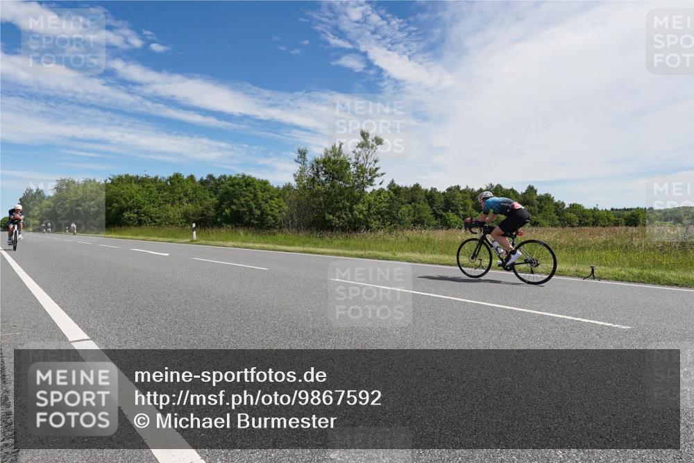 21.06.2026 - Viking Triathlon Michael Burmester http://msf.ph/oto/9867592 21.06.2026 11:40:00 Radfahren 21, 91, 173, 194, 313, 350, 380, 607, 639 meine-sportfotos.de