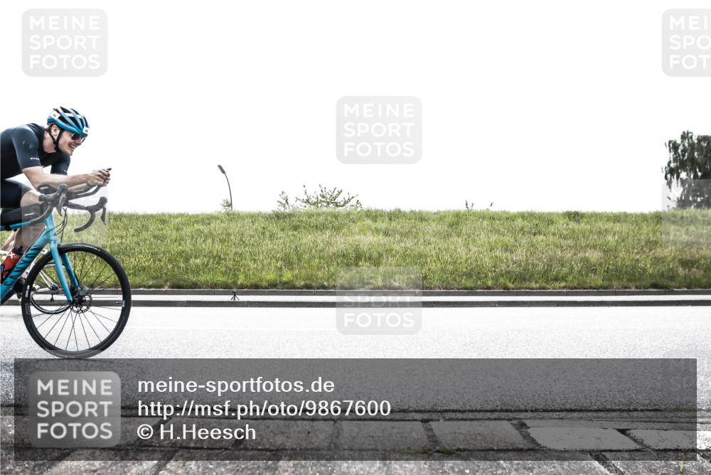 21.06.2026 - 29. Vierlanden-Triathlon H.Heesch http://msf.ph/oto/9867600 21.06.2026 10:35:45 Radfahren 46, 131, 173, 306 meine-sportfotos.de