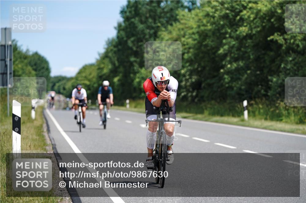 21.06.2026 - Viking Triathlon Michael Burmester http://msf.ph/oto/9867630 21.06.2026 12:19:13 Radfahren 39, 171, 209, 325, 472, 516, 517, 648, 648, 656, 662 meine-sportfotos.de