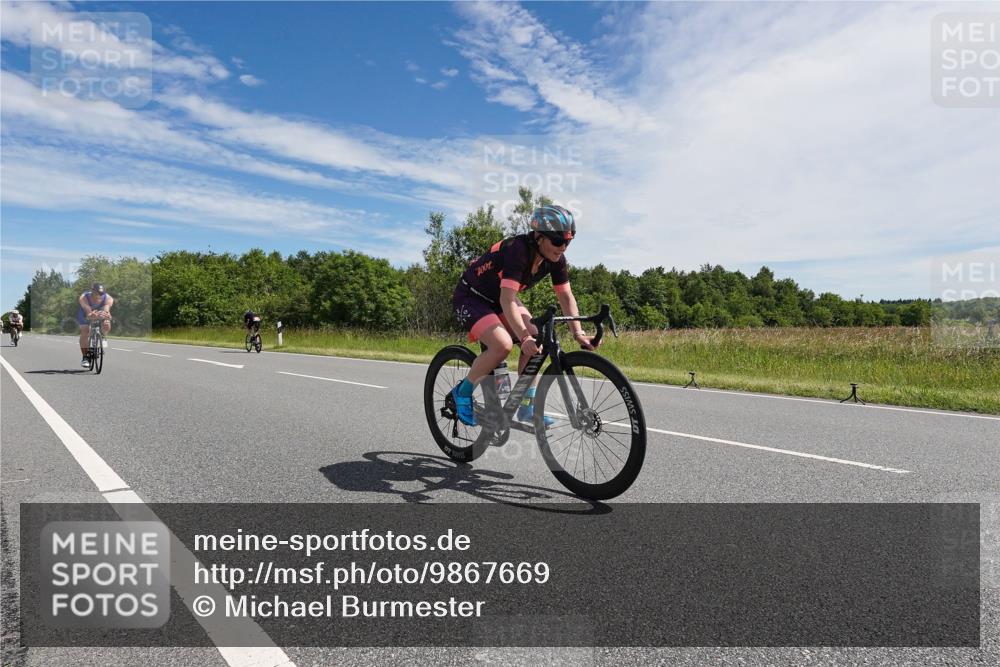 21.06.2026 - Viking Triathlon Michael Burmester http://msf.ph/oto/9867669 21.06.2026 11:40:44 Radfahren 7, 155, 260, 317, 366, 445, 465 meine-sportfotos.de