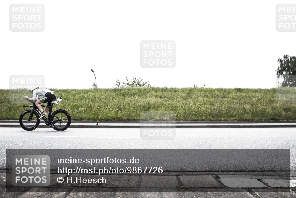 21.06.2026 - 29. Vierlanden-Triathlon H.Heesch http://msf.ph/oto/9867726 21.06.2026 10:37:51 Radfahren 20, 27, 35, 67, 233, 275, 336, 429, 437 meine-sportfotos.de