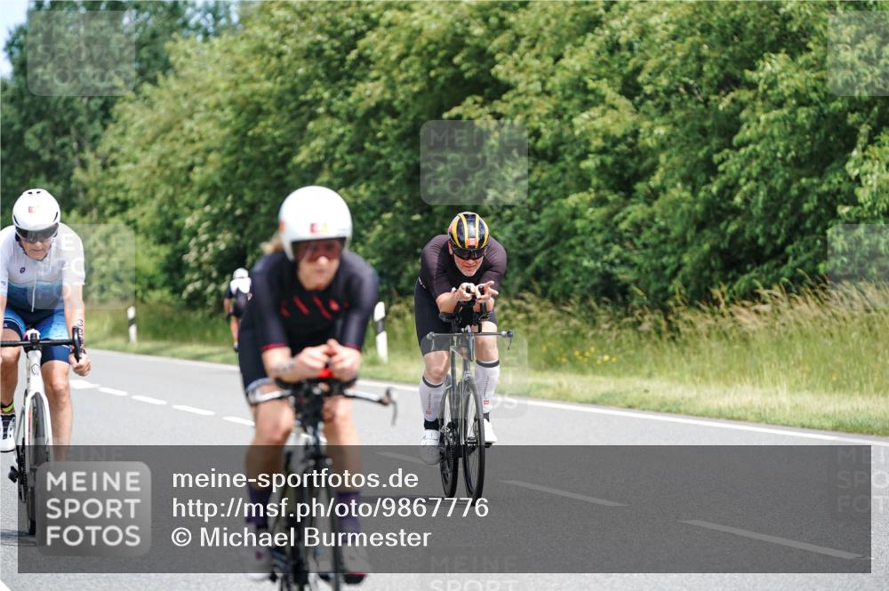 21.06.2026 - Viking Triathlon Michael Burmester http://msf.ph/oto/9867776 21.06.2026 12:21:01 Radfahren 13, 183, 339, 375, 395, 400, 628, 643 meine-sportfotos.de