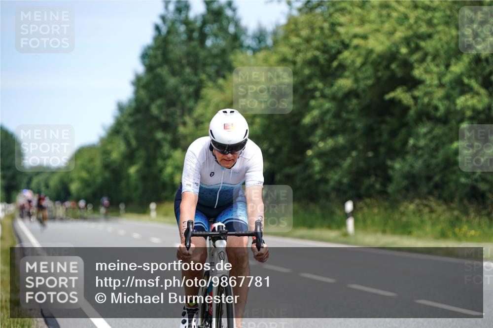 21.06.2026 - Viking Triathlon Michael Burmester http://msf.ph/oto/9867781 21.06.2026 12:21:02 Radfahren 13, 183, 339, 375, 395, 400, 628, 643 meine-sportfotos.de