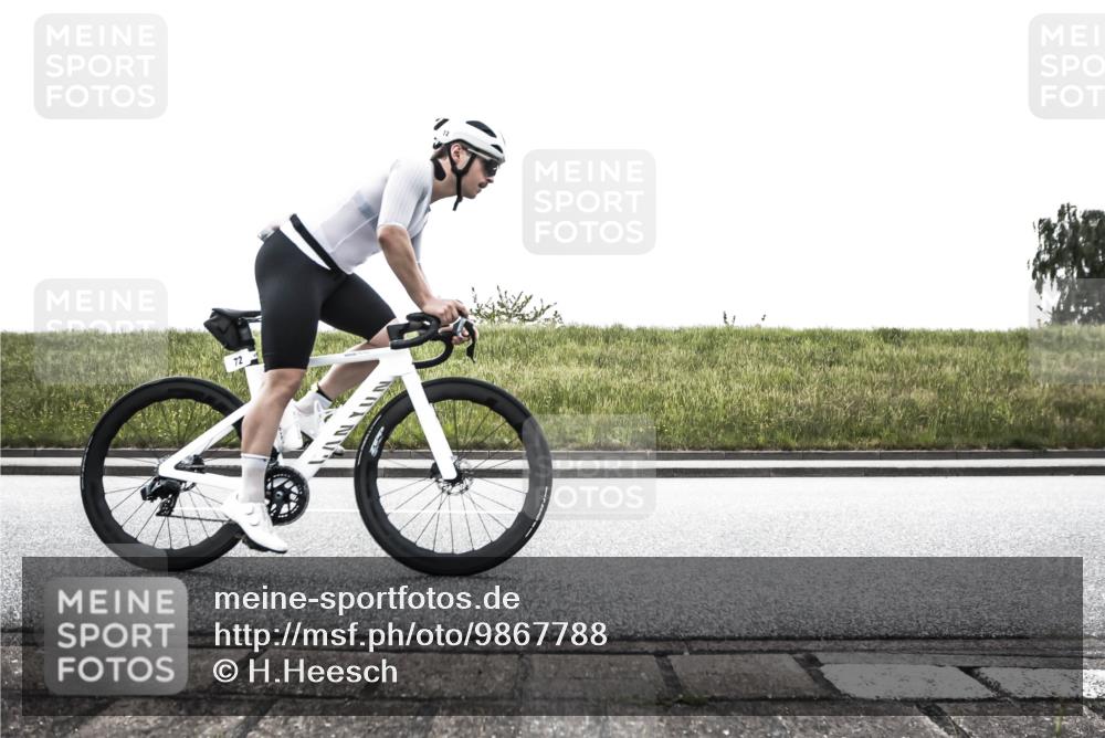 21.06.2026 - 29. Vierlanden-Triathlon H.Heesch http://msf.ph/oto/9867788 21.06.2026 10:39:09 Radfahren 72 meine-sportfotos.de