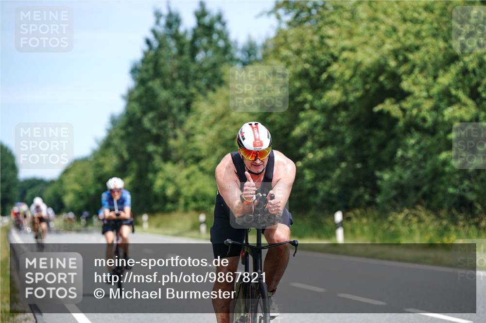 21.06.2026 - Viking Triathlon Michael Burmester http://msf.ph/oto/9867821 21.06.2026 12:21:35 Radfahren 100, 100, 102, 147, 161, 214, 234, 249, 275, 399, 465, 475, 505, 508, 533, 624, 632, 650 meine-sportfotos.de