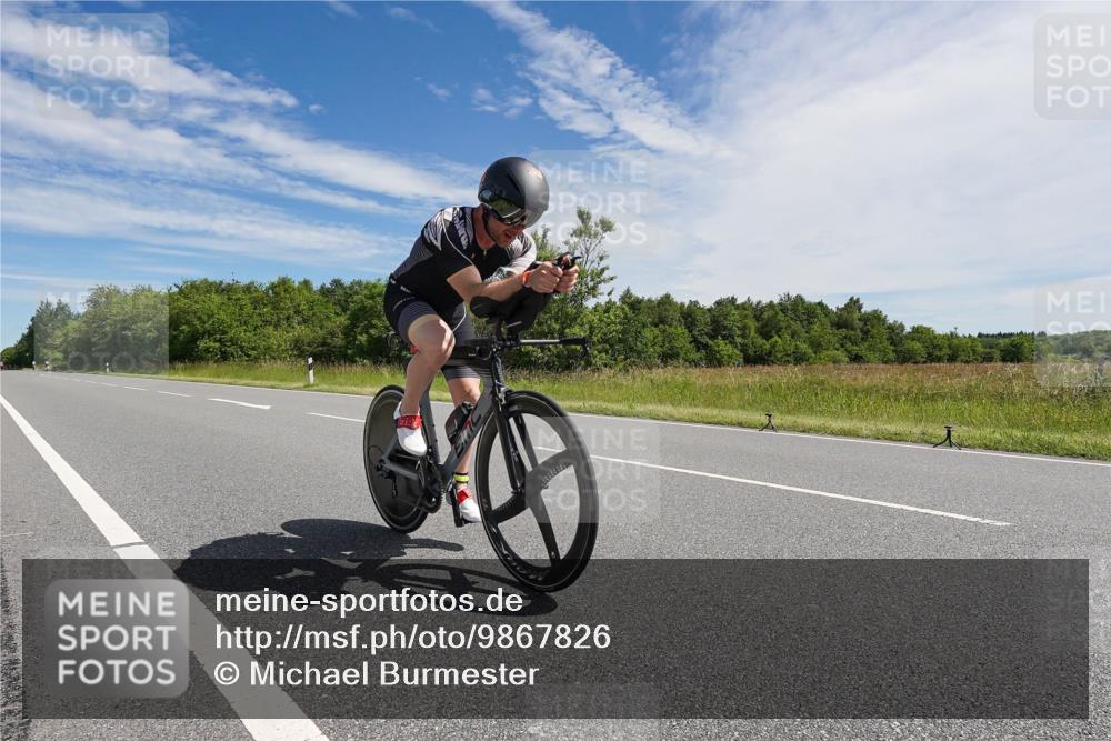 21.06.2026 - Viking Triathlon Michael Burmester http://msf.ph/oto/9867826 21.06.2026 11:42:05 Radfahren 83, 142, 364, 390, 455, 517, 621 meine-sportfotos.de