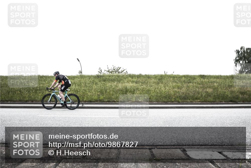 21.06.2026 - 29. Vierlanden-Triathlon H.Heesch http://msf.ph/oto/9867827 21.06.2026 10:40:17 Radfahren 309 meine-sportfotos.de
