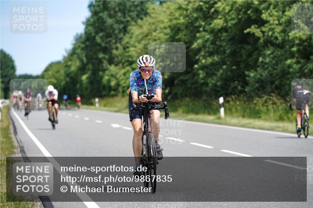 21.06.2026 - Viking Triathlon Michael Burmester http://msf.ph/oto/9867835 21.06.2026 12:21:37 Radfahren 100, 100, 102, 147, 161, 202, 214, 234, 249, 275, 399, 465, 469, 475, 505, 508, 533, 624, 632, 650 meine-sportfotos.de