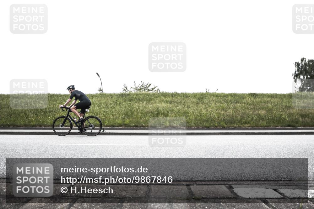 21.06.2026 - 29. Vierlanden-Triathlon H.Heesch http://msf.ph/oto/9867846 21.06.2026 10:40:56 Radfahren 39, 165, 180, 231, 269, 289, 301, 316 meine-sportfotos.de