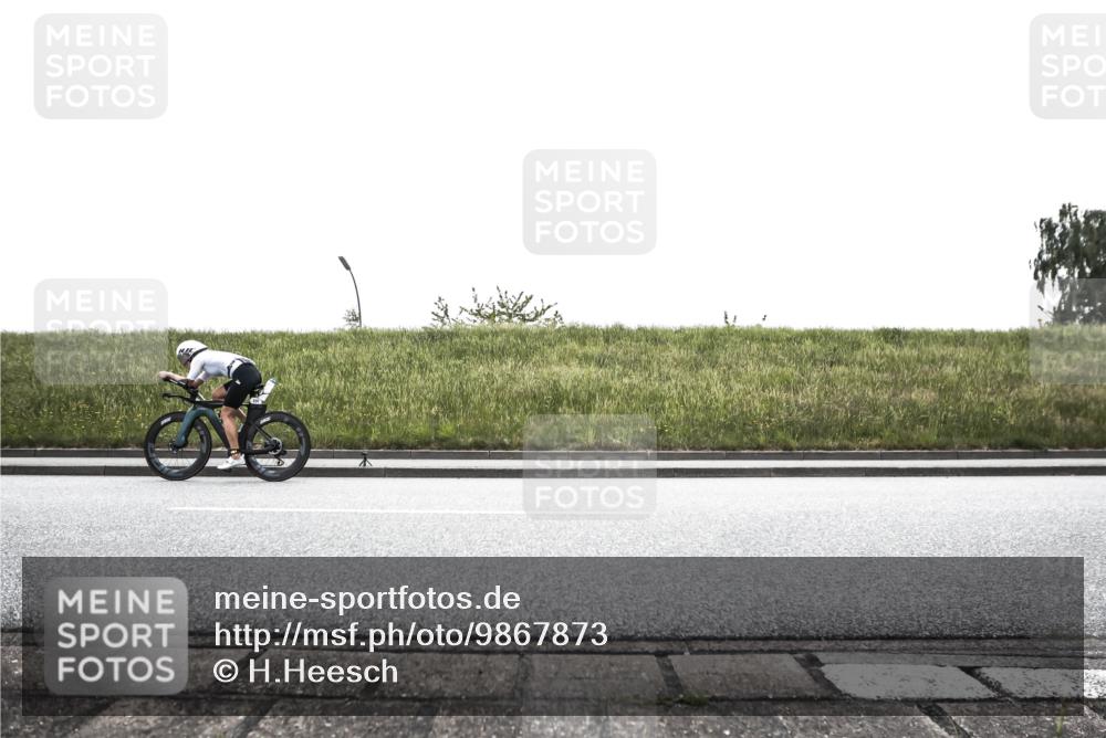 21.06.2026 - 29. Vierlanden-Triathlon H.Heesch http://msf.ph/oto/9867873 21.06.2026 10:41:05 Radfahren 231, 265, 301 meine-sportfotos.de