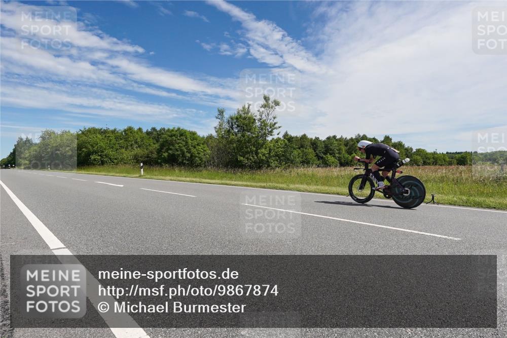 21.06.2026 - Viking Triathlon Michael Burmester http://msf.ph/oto/9867874 21.06.2026 11:42:44 Radfahren 16, 53, 90, 116, 118, 132, 226, 397, 556, 634, 645, 661 meine-sportfotos.de