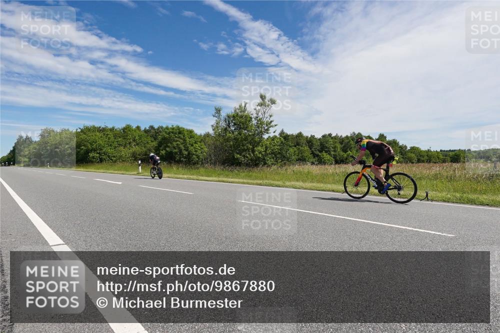 21.06.2026 - Viking Triathlon Michael Burmester http://msf.ph/oto/9867880 21.06.2026 11:42:46 Radfahren 16, 53, 90, 116, 118, 132, 226, 397, 634, 645, 661 meine-sportfotos.de