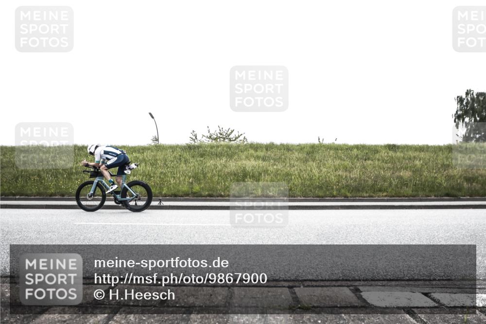 21.06.2026 - 29. Vierlanden-Triathlon H.Heesch http://msf.ph/oto/9867900 21.06.2026 10:41:59 Radfahren 195, 464, 473 meine-sportfotos.de