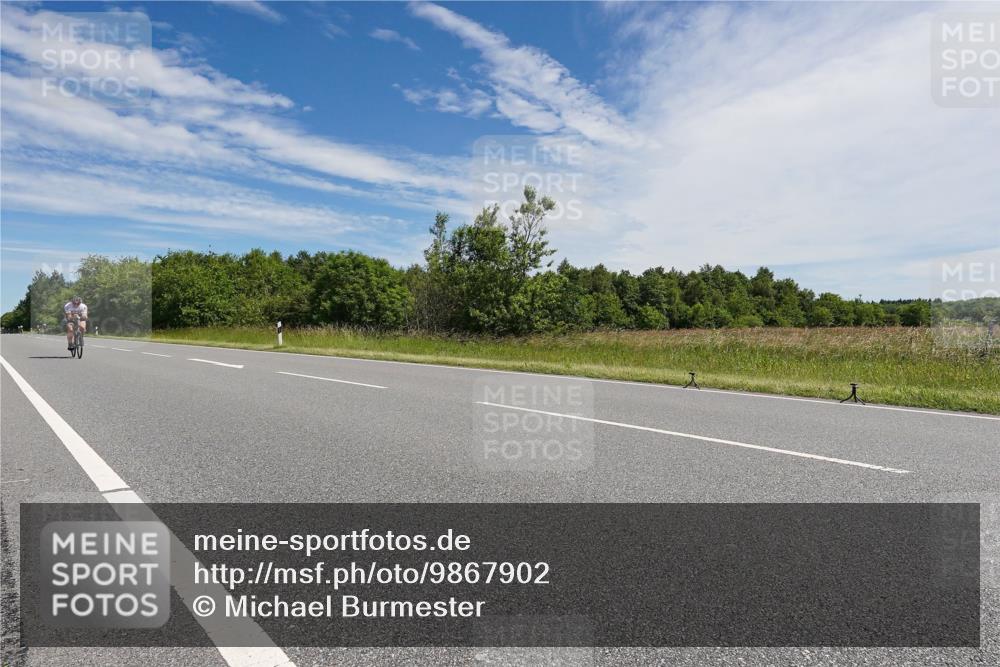 21.06.2026 - Viking Triathlon Michael Burmester http://msf.ph/oto/9867902 21.06.2026 11:43:04 Radfahren 55, 57, 89, 90, 226, 267, 304, 337, 571, 640, 659 meine-sportfotos.de