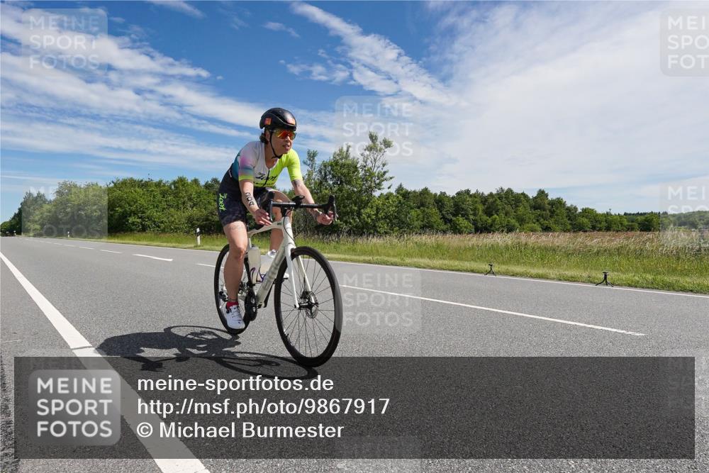 21.06.2026 - Viking Triathlon Michael Burmester http://msf.ph/oto/9867917 21.06.2026 11:43:10 Radfahren 5, 55, 57, 89, 226, 256, 267, 267, 304, 337, 456, 490, 545, 571, 640, 659 meine-sportfotos.de