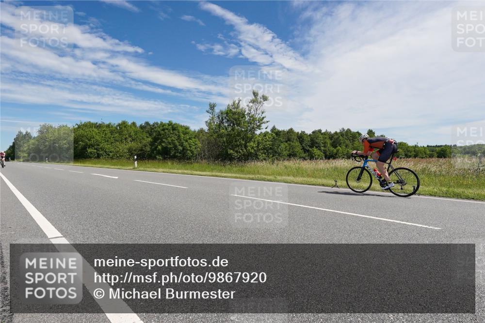21.06.2026 - Viking Triathlon Michael Burmester http://msf.ph/oto/9867920 21.06.2026 11:43:11 Radfahren 5, 55, 89, 226, 256, 267, 267, 304, 337, 456, 490, 545, 571, 640, 659 meine-sportfotos.de