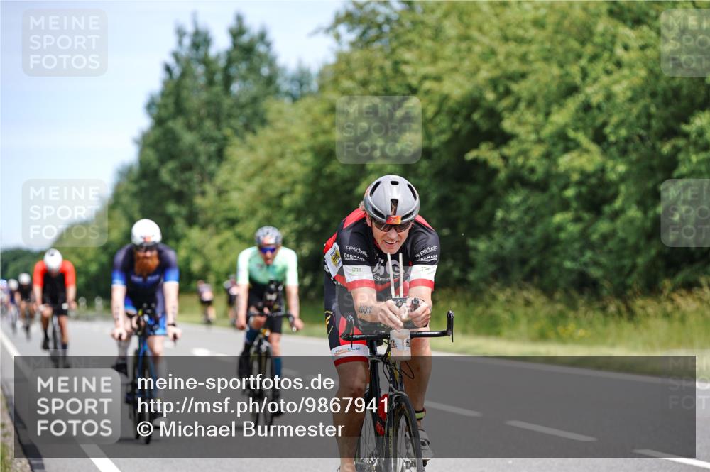 21.06.2026 - Viking Triathlon Michael Burmester http://msf.ph/oto/9867941 21.06.2026 12:21:54 Radfahren 41, 53, 83, 86, 100, 102, 202, 205, 219, 238, 239, 243, 321, 324, 341, 429, 456, 467, 469, 475, 505, 533, 624, 632, 645, 668, 670 meine-sportfotos.de