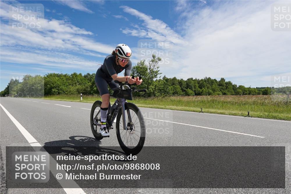 21.06.2026 - Viking Triathlon Michael Burmester http://msf.ph/oto/9868008 21.06.2026 11:44:11 Radfahren 20, 44, 70, 75, 84, 163, 289, 348, 370, 374, 387, 411, 419, 463, 509, 608, 613, 642, 670 meine-sportfotos.de