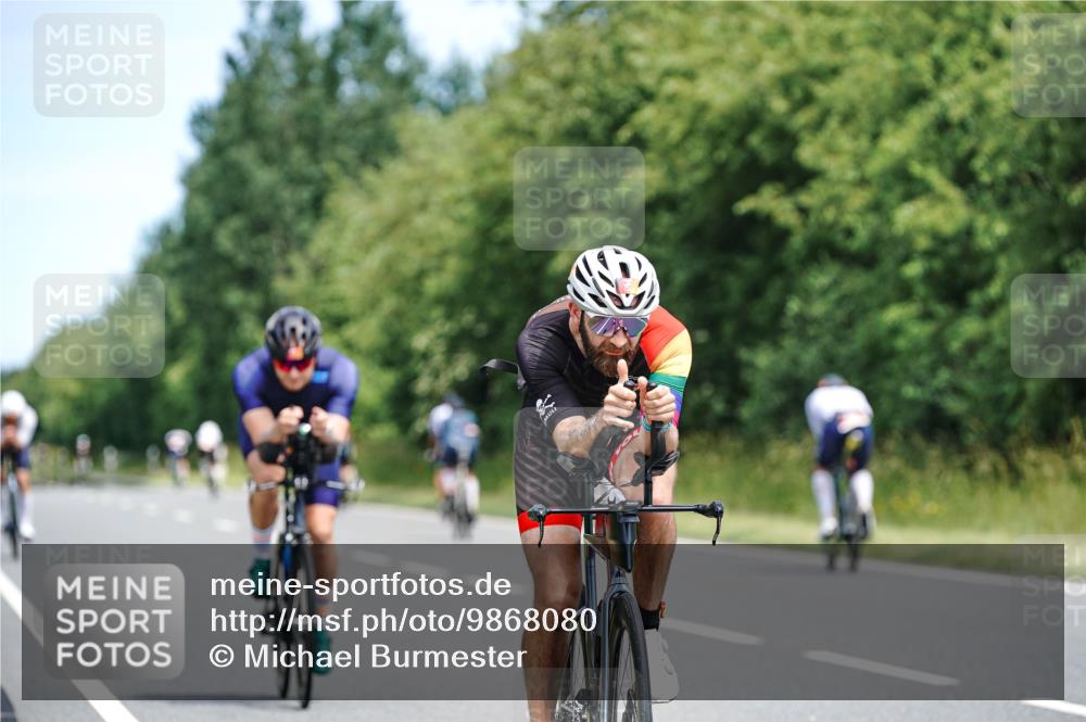 21.06.2026 - Viking Triathlon Michael Burmester http://msf.ph/oto/9868080 21.06.2026 12:22:25 Radfahren 94, 132, 142, 192, 262, 279, 318, 329, 369, 442, 523, 548, 606, 644 meine-sportfotos.de