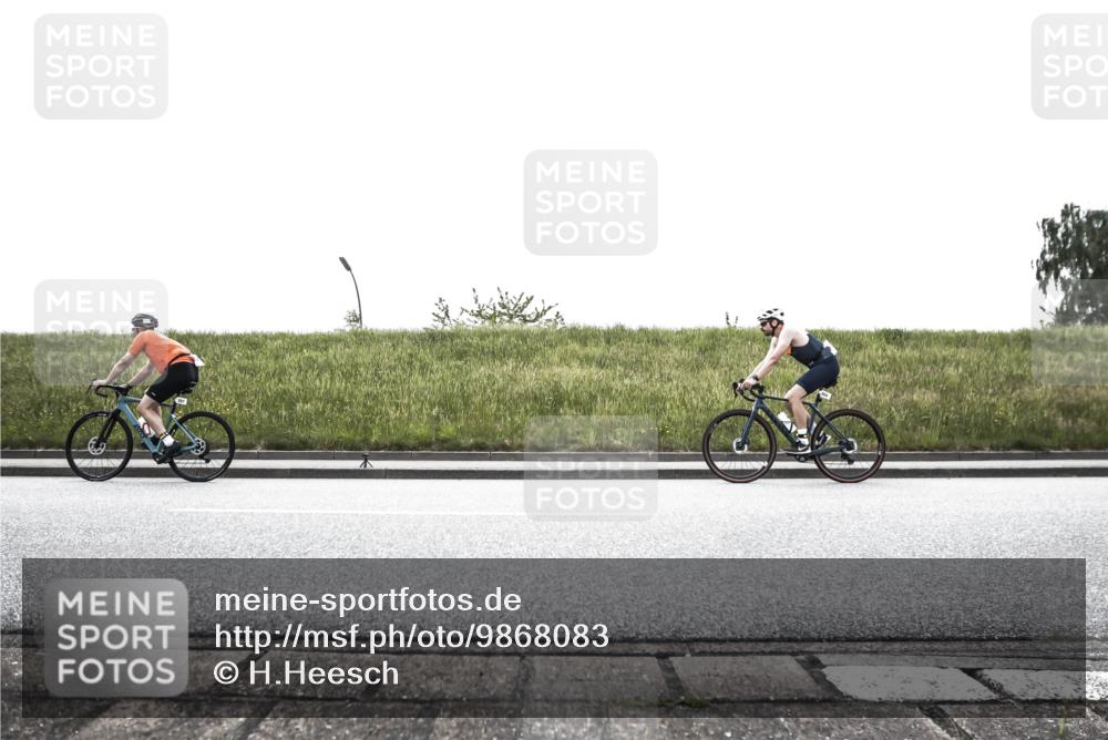 21.06.2026 - 29. Vierlanden-Triathlon H.Heesch http://msf.ph/oto/9868083 21.06.2026 10:44:12 Radfahren 50, 109, 135, 220, 245, 357, 359 meine-sportfotos.de