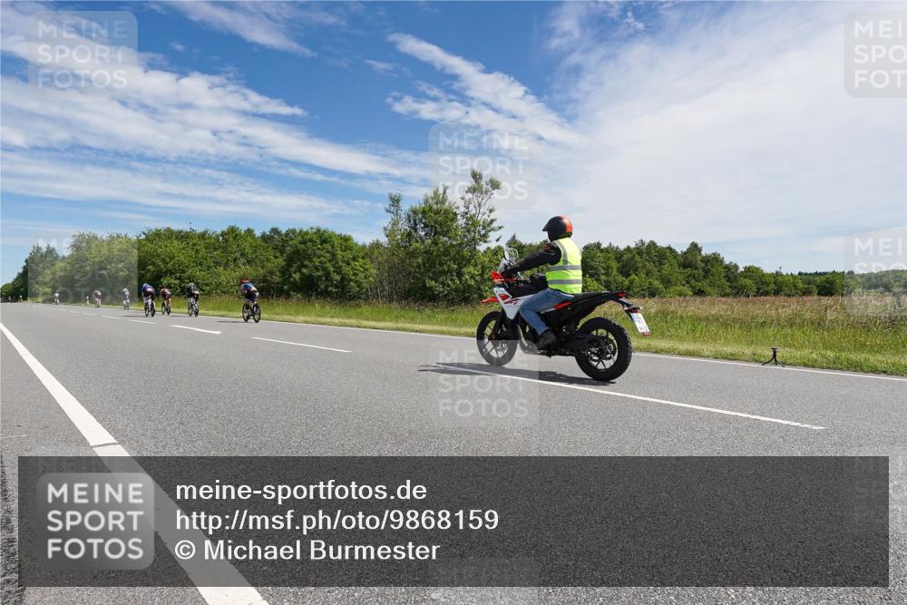 21.06.2026 - Viking Triathlon Michael Burmester http://msf.ph/oto/9868159 21.06.2026 11:45:03 Radfahren 72, 99, 113, 198, 382, 460, 522 meine-sportfotos.de