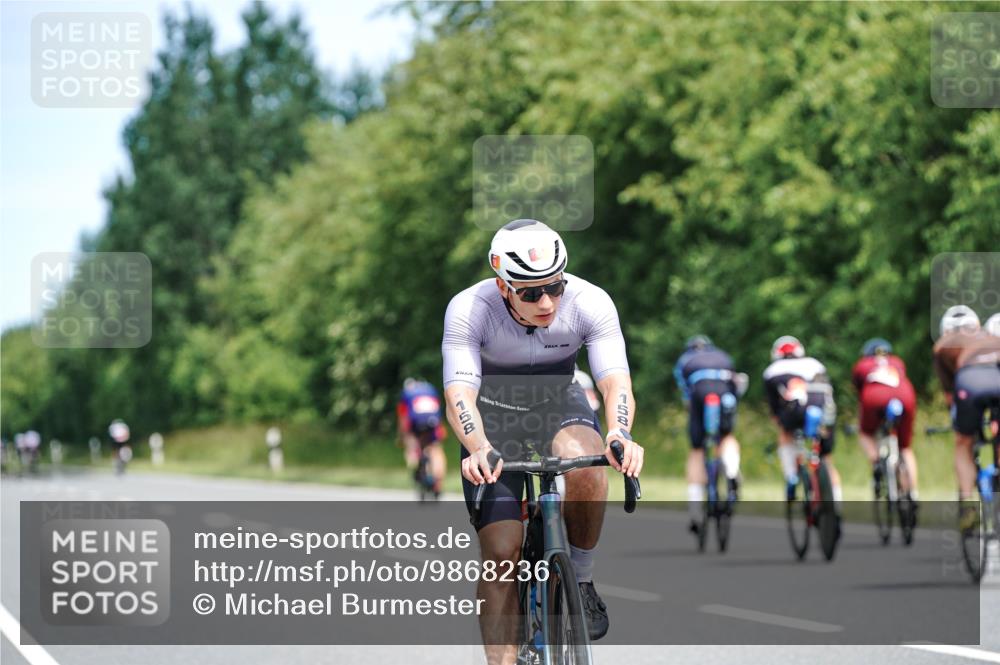 21.06.2026 - Viking Triathlon Michael Burmester http://msf.ph/oto/9868236 21.06.2026 12:22:47 Radfahren 134, 142, 158, 279, 329, 364, 436, 442, 577, 602, 630 meine-sportfotos.de