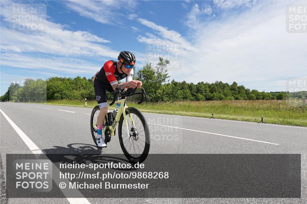21.06.2026 - Viking Triathlon Michael Burmester http://msf.ph/oto/9868268 21.06.2026 11:46:27 Radfahren 87, 95, 181, 295, 335, 355, 409, 462, 567, 649, 649 meine-sportfotos.de