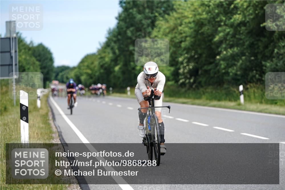 21.06.2026 - Viking Triathlon Michael Burmester http://msf.ph/oto/9868288 21.06.2026 12:23:06 Radfahren 258, 364, 407, 470, 602 meine-sportfotos.de