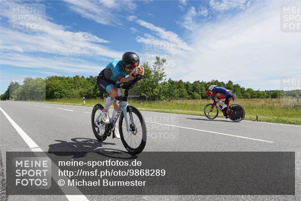 21.06.2026 - Viking Triathlon Michael Burmester http://msf.ph/oto/9868289 21.06.2026 11:46:47 Radfahren 87, 119, 154, 169, 181, 237, 280, 315, 355, 355, 409, 426, 462, 462, 527, 565, 649, 655, 655 meine-sportfotos.de