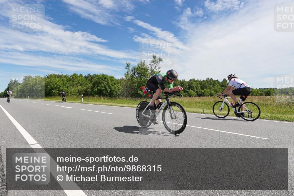 21.06.2026 - Viking Triathlon Michael Burmester http://msf.ph/oto/9868315 21.06.2026 11:46:56 Radfahren 119, 169, 237, 241, 280, 315, 355, 365, 426, 462, 565, 655 meine-sportfotos.de