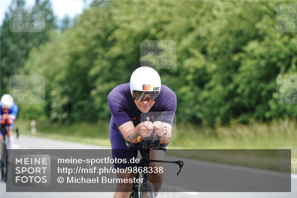 21.06.2026 - Viking Triathlon Michael Burmester http://msf.ph/oto/9868338 21.06.2026 12:23:33 Radfahren 8, 16, 46, 65, 73, 98, 103, 119, 126, 136, 165, 177, 223, 225, 256, 256, 280, 380, 388, 457, 527, 546, 563, 569, 605, 615, 634, 654 meine-sportfotos.de