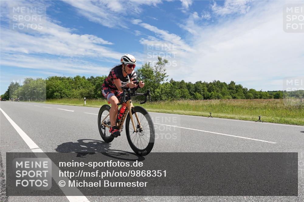21.06.2026 - Viking Triathlon Michael Burmester http://msf.ph/oto/9868351 21.06.2026 11:47:28 Radfahren 65, 74, 103, 115, 122, 176, 270, 450, 483, 513, 569, 653 meine-sportfotos.de
