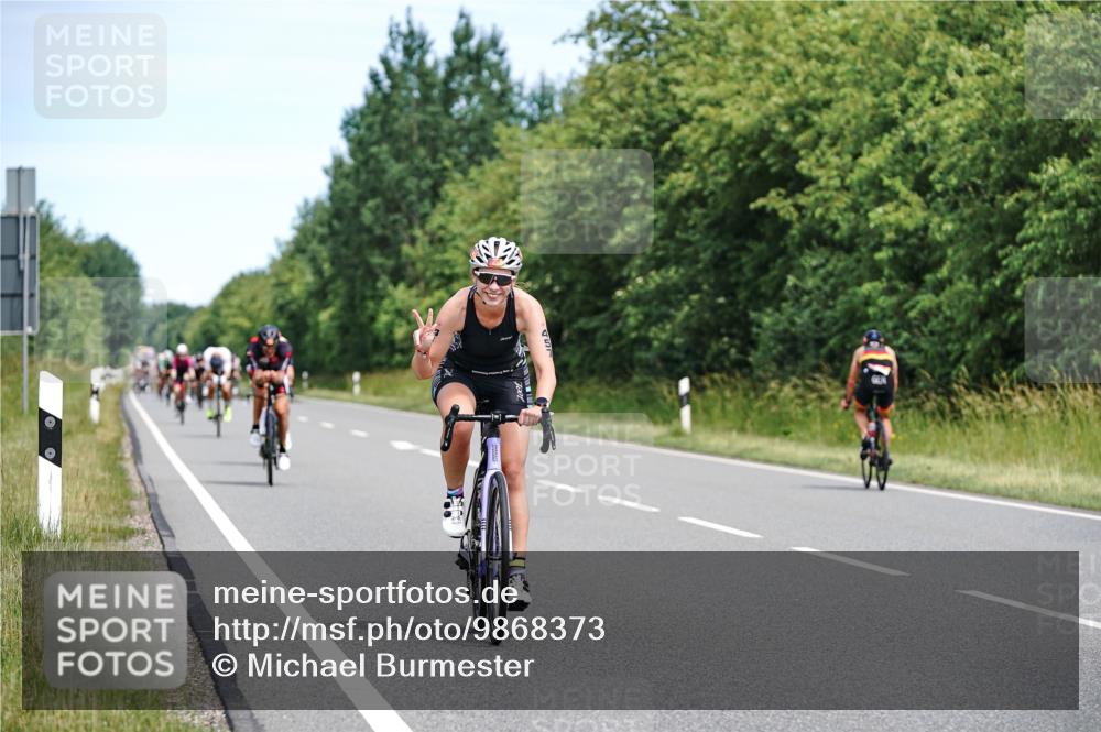 21.06.2026 - Viking Triathlon Michael Burmester http://msf.ph/oto/9868373 21.06.2026 12:23:37 Radfahren 8, 16, 46, 62, 65, 73, 98, 103, 119, 126, 136, 165, 177, 222, 223, 225, 256, 256, 280, 380, 388, 457, 527, 530, 546, 563, 569, 605, 615, 634, 654 meine-sportfotos.de