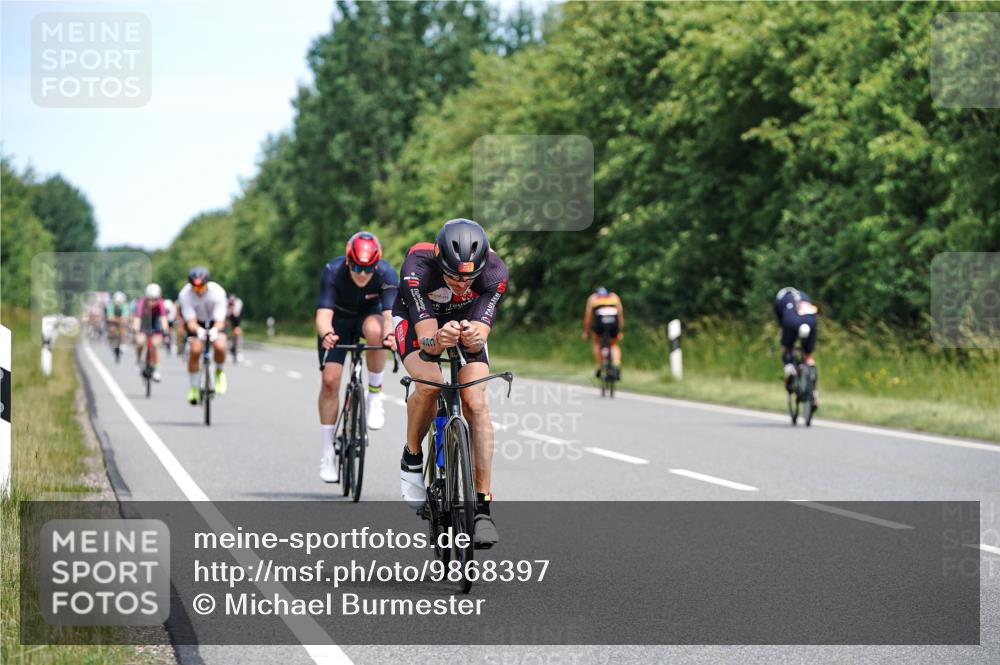 21.06.2026 - Viking Triathlon Michael Burmester http://msf.ph/oto/9868397 21.06.2026 12:23:40 Radfahren 8, 16, 46, 62, 65, 73, 98, 103, 119, 126, 136, 165, 177, 222, 223, 225, 256, 256, 280, 380, 388, 457, 527, 530, 546, 563, 569, 605, 615, 634, 654 meine-sportfotos.de