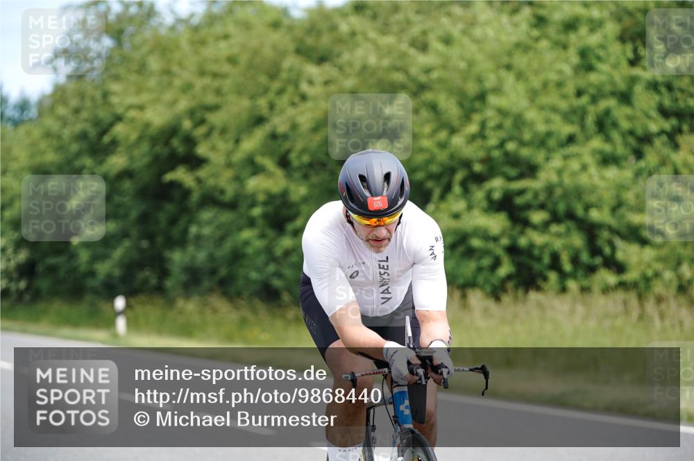 21.06.2026 - Viking Triathlon Michael Burmester http://msf.ph/oto/9868440 21.06.2026 12:23:44 Radfahren 8, 16, 46, 62, 65, 73, 98, 103, 119, 126, 136, 165, 177, 222, 223, 256, 256, 280, 357, 368, 388, 457, 527, 530, 546, 563, 569, 605, 615, 634, 654 meine-sportfotos.de