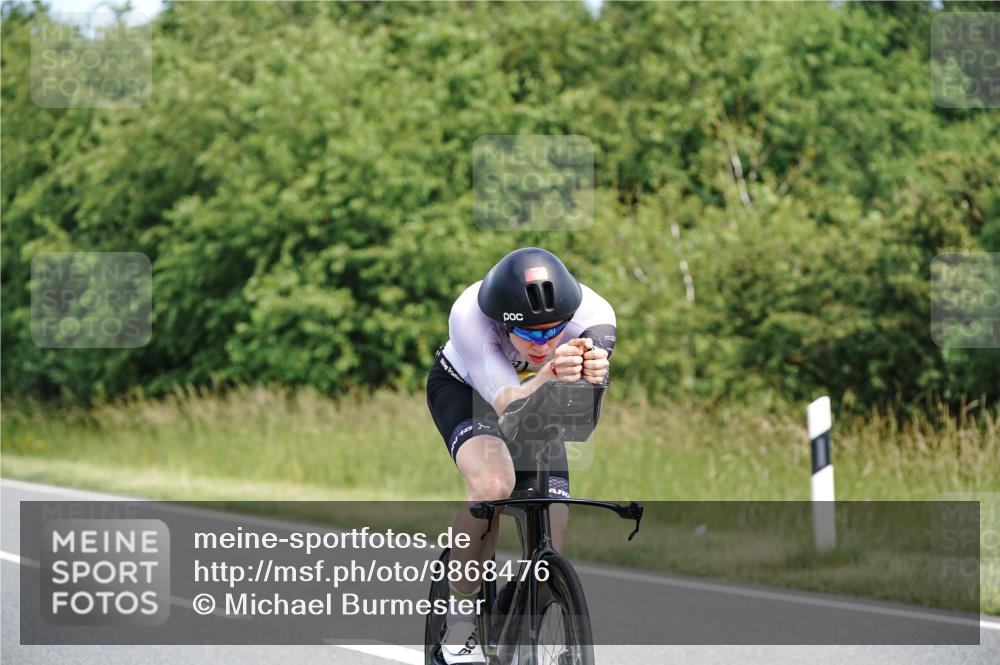 21.06.2026 - Viking Triathlon Michael Burmester http://msf.ph/oto/9868476 21.06.2026 12:23:47 Radfahren 8, 46, 62, 65, 98, 103, 119, 136, 177, 222, 223, 256, 280, 353, 357, 368, 388, 457, 527, 530, 546, 563, 569, 605, 615, 634, 654 meine-sportfotos.de