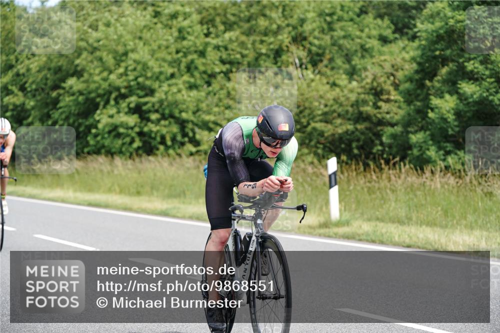 21.06.2026 - Viking Triathlon Michael Burmester http://msf.ph/oto/9868551 21.06.2026 12:23:53 Radfahren 8, 46, 58, 62, 65, 119, 222, 256, 280, 353, 357, 368, 527, 530, 534, 563, 569, 605 meine-sportfotos.de