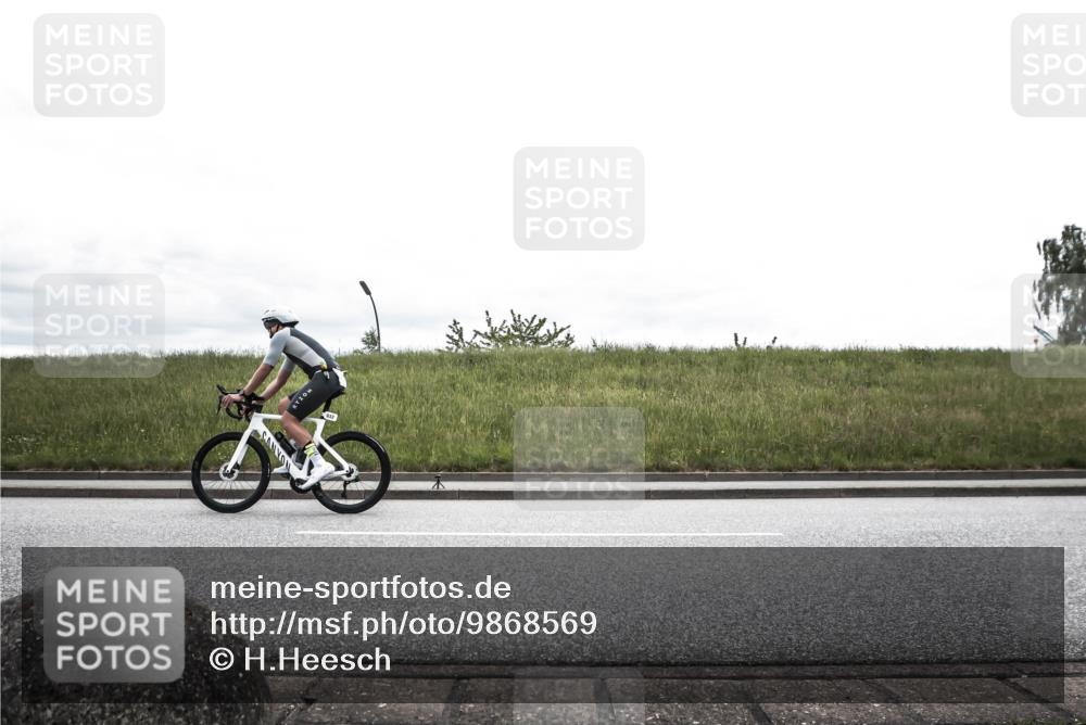 21.06.2026 - 29. Vierlanden-Triathlon H.Heesch http://msf.ph/oto/9868569 21.06.2026 12:19:32 Radfahren 632, 649, 793 meine-sportfotos.de