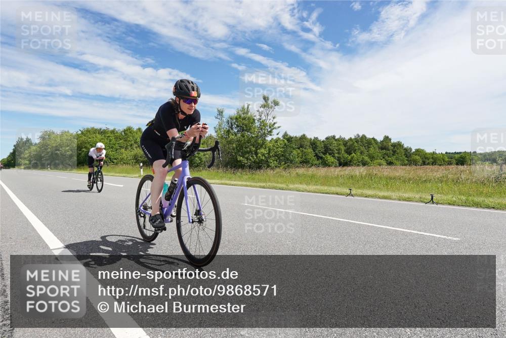 21.06.2026 - Viking Triathlon Michael Burmester http://msf.ph/oto/9868571 21.06.2026 11:49:37 Radfahren 9, 38, 40, 156, 168, 175, 207, 254, 471, 489, 498, 629 meine-sportfotos.de