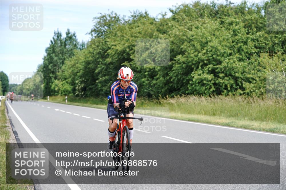 21.06.2026 - Viking Triathlon Michael Burmester http://msf.ph/oto/9868576 21.06.2026 12:23:55 Radfahren 8, 46, 58, 62, 65, 119, 222, 256, 280, 353, 357, 368, 527, 530, 534, 563, 569 meine-sportfotos.de