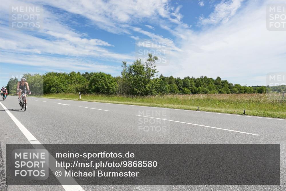 21.06.2026 - Viking Triathlon Michael Burmester http://msf.ph/oto/9868580 21.06.2026 11:49:41 Radfahren 9, 38, 40, 156, 168, 175, 207, 224, 254, 471, 489, 498, 629 meine-sportfotos.de