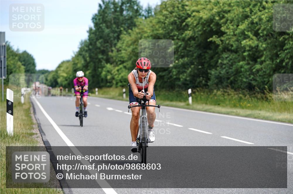 21.06.2026 - Viking Triathlon Michael Burmester http://msf.ph/oto/9868603 21.06.2026 12:24:06 Radfahren 58, 353, 357, 357, 368, 534 meine-sportfotos.de