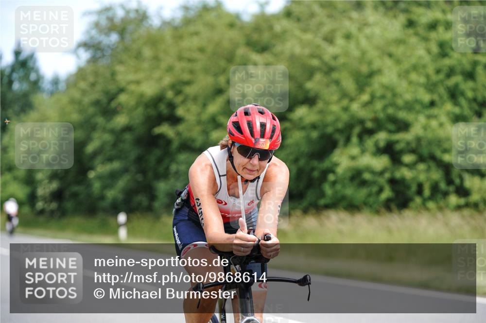 21.06.2026 - Viking Triathlon Michael Burmester http://msf.ph/oto/9868614 21.06.2026 12:24:07 Radfahren 58, 353, 357, 357, 358, 368, 534 meine-sportfotos.de