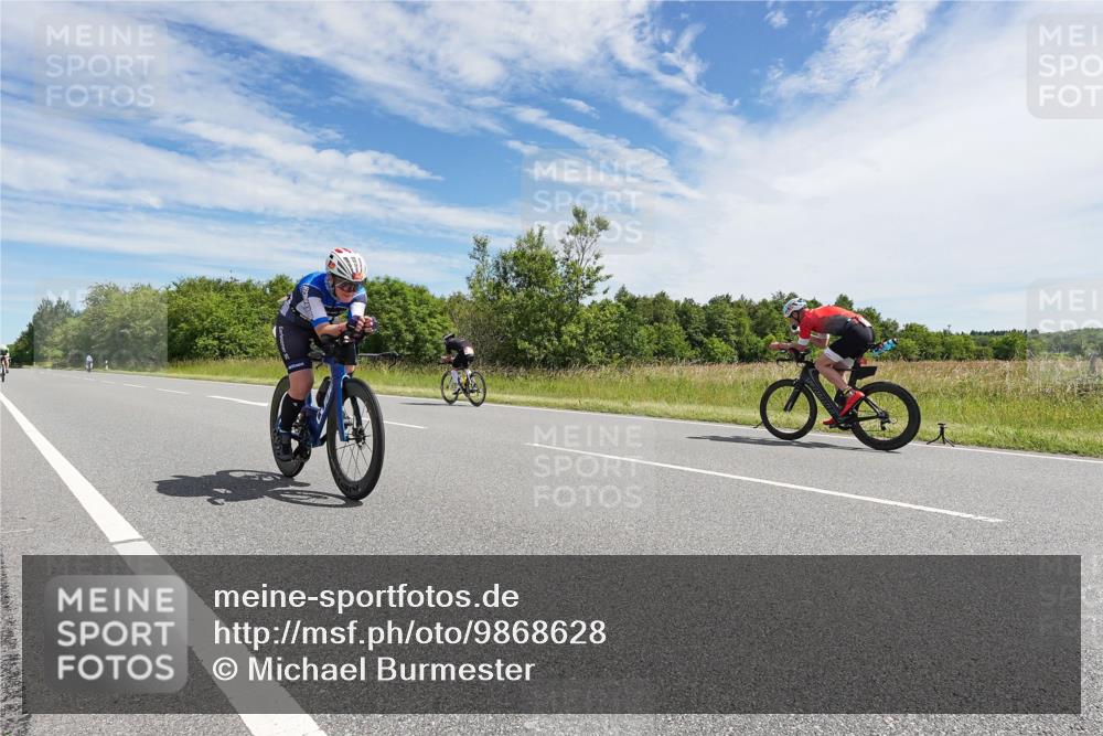 21.06.2026 - Viking Triathlon Michael Burmester http://msf.ph/oto/9868628 21.06.2026 11:49:51 Radfahren 40, 40, 93, 156, 156, 168, 224, 254, 346, 393, 471, 482, 492, 493, 528, 629, 633 meine-sportfotos.de