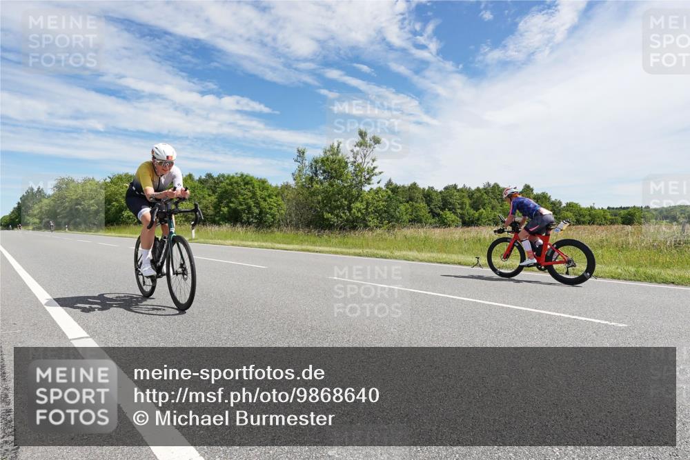 21.06.2026 - Viking Triathlon Michael Burmester http://msf.ph/oto/9868640 21.06.2026 11:50:05 Radfahren 40, 93, 152, 156, 218, 244, 297, 300, 333, 346, 393, 482, 492, 493, 519, 528, 614, 633, 633 meine-sportfotos.de