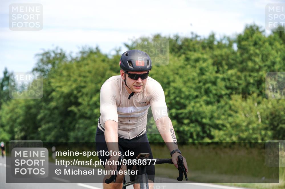 21.06.2026 - Viking Triathlon Michael Burmester http://msf.ph/oto/9868677 21.06.2026 12:24:27 Radfahren 164, 350, 358, 362, 362, 494, 660, 660 meine-sportfotos.de