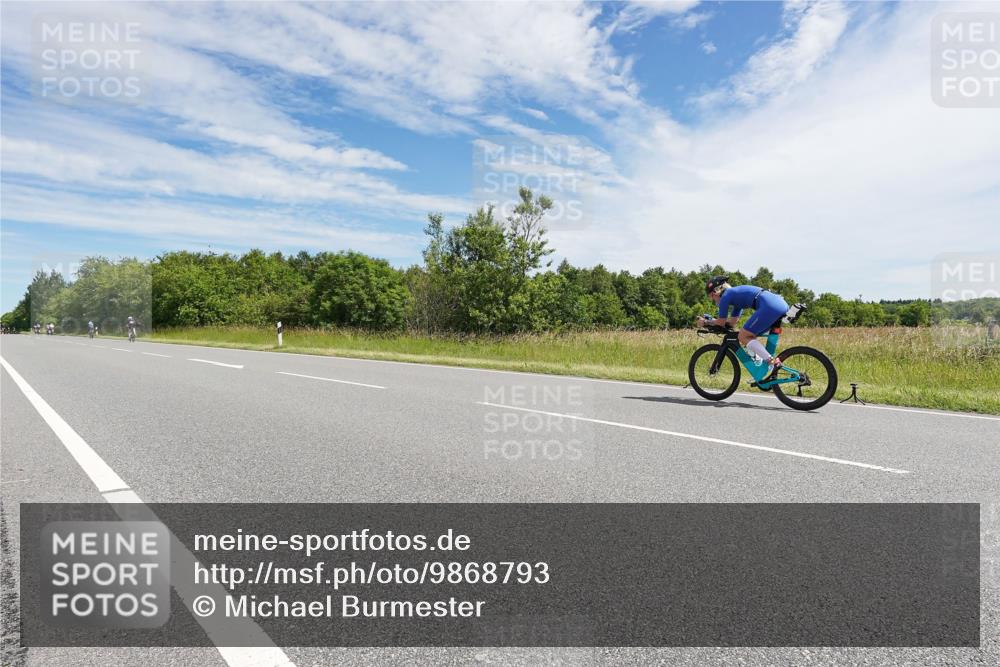 21.06.2026 - Viking Triathlon Michael Burmester http://msf.ph/oto/9868793 21.06.2026 11:51:19 Radfahren 22, 69, 85, 153, 193, 248, 274, 389, 403, 413, 479, 497, 502, 511, 521, 564 meine-sportfotos.de